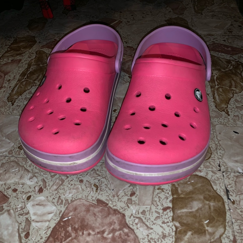 Pink crocs - Picture 4 of 7